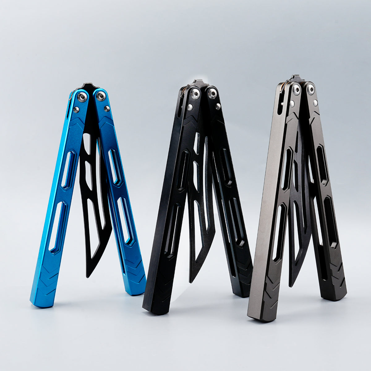 LG12 Black  - Aluminum Alloy Trainer