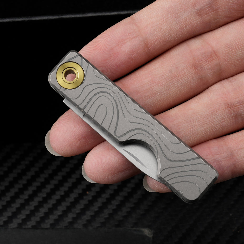 TGQ58 Grey Topo Pattern Titanium VG10 Steel Mini Folding Cutter