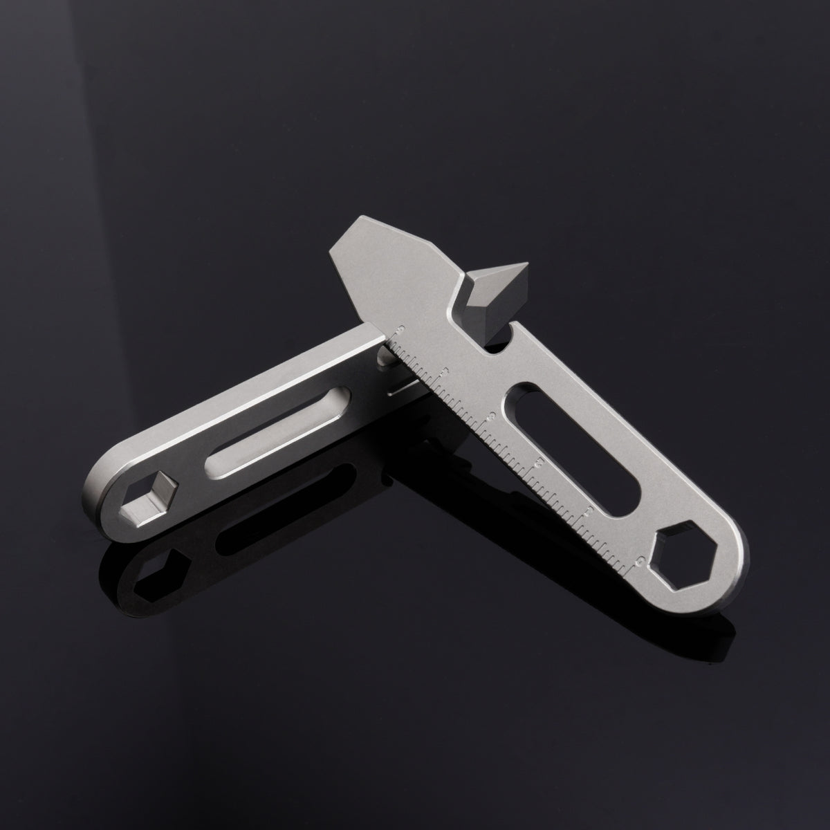 WC03 Titanium Alloy Pry Bar