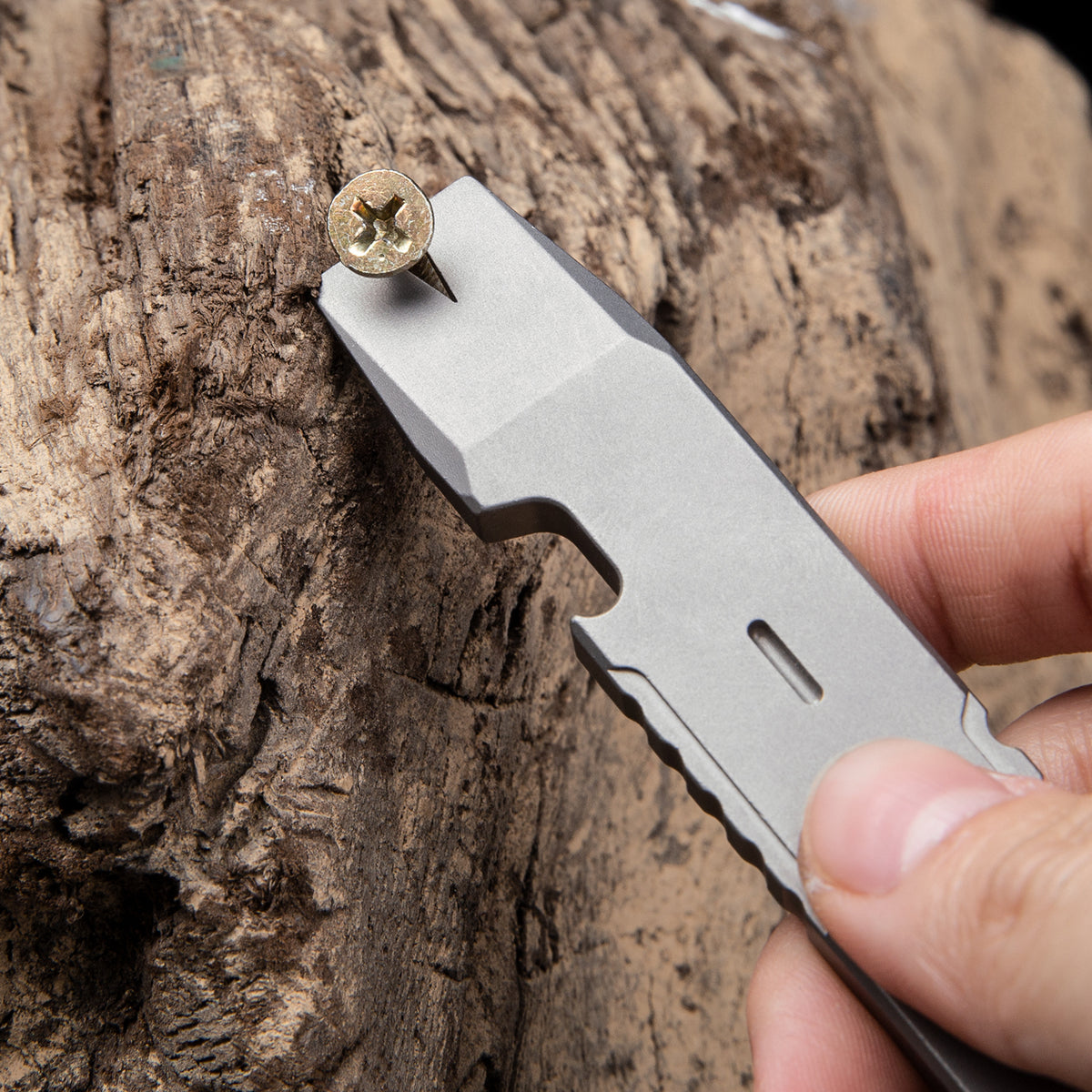 WC01A Titanium Alloy Pry Bar