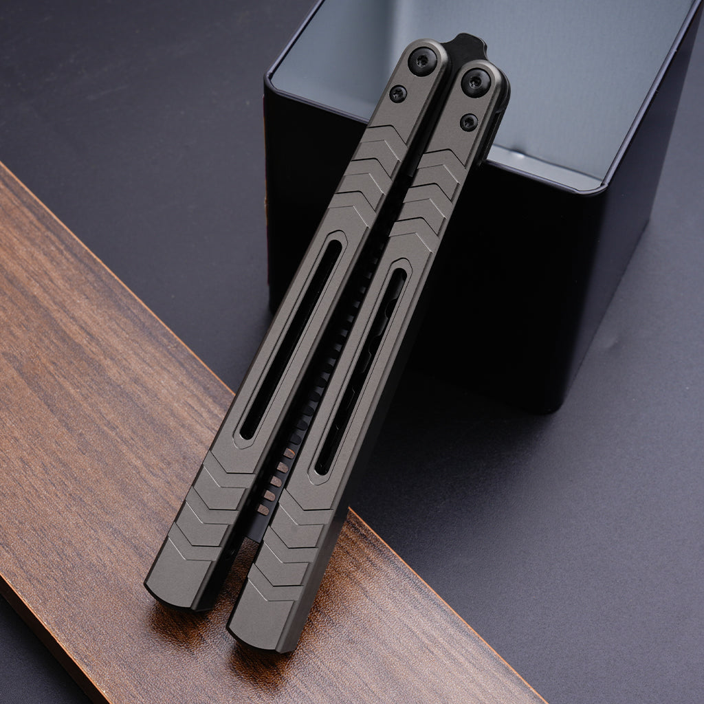 Grey Comb - Aluminum Alloy Trainer