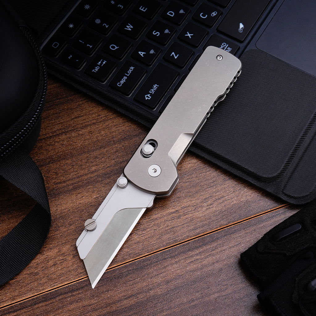 TGQ51 Titanium Stonewash Pocket Folding Utility Cutter
